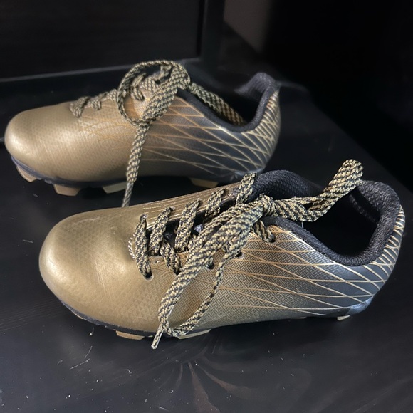 DSG Toddler Gold Spikes Cleats - Picture 2 of 5